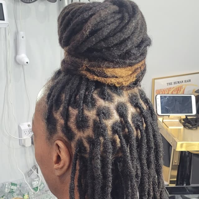 Crochet Maintenance (81-100 locs) at SimpleStyles by Mel in Brooklyn, NY